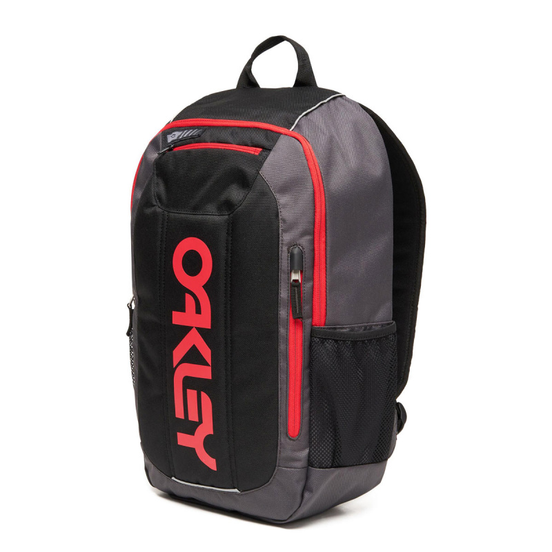 Batoh Oakley Enduro 20L 3.0